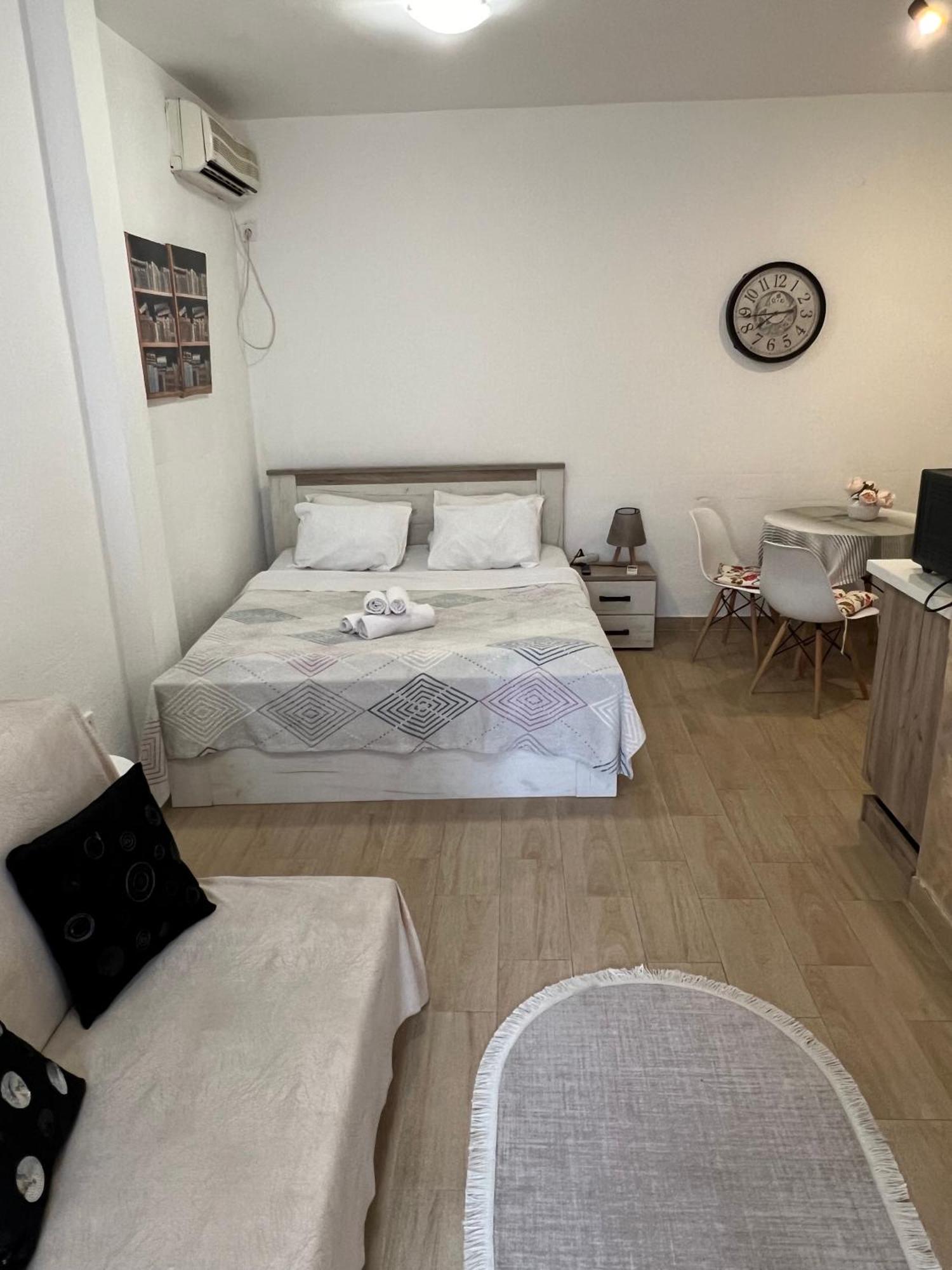 Casa Apartments, One-Bedroom Apartment Будва Экстерьер фото